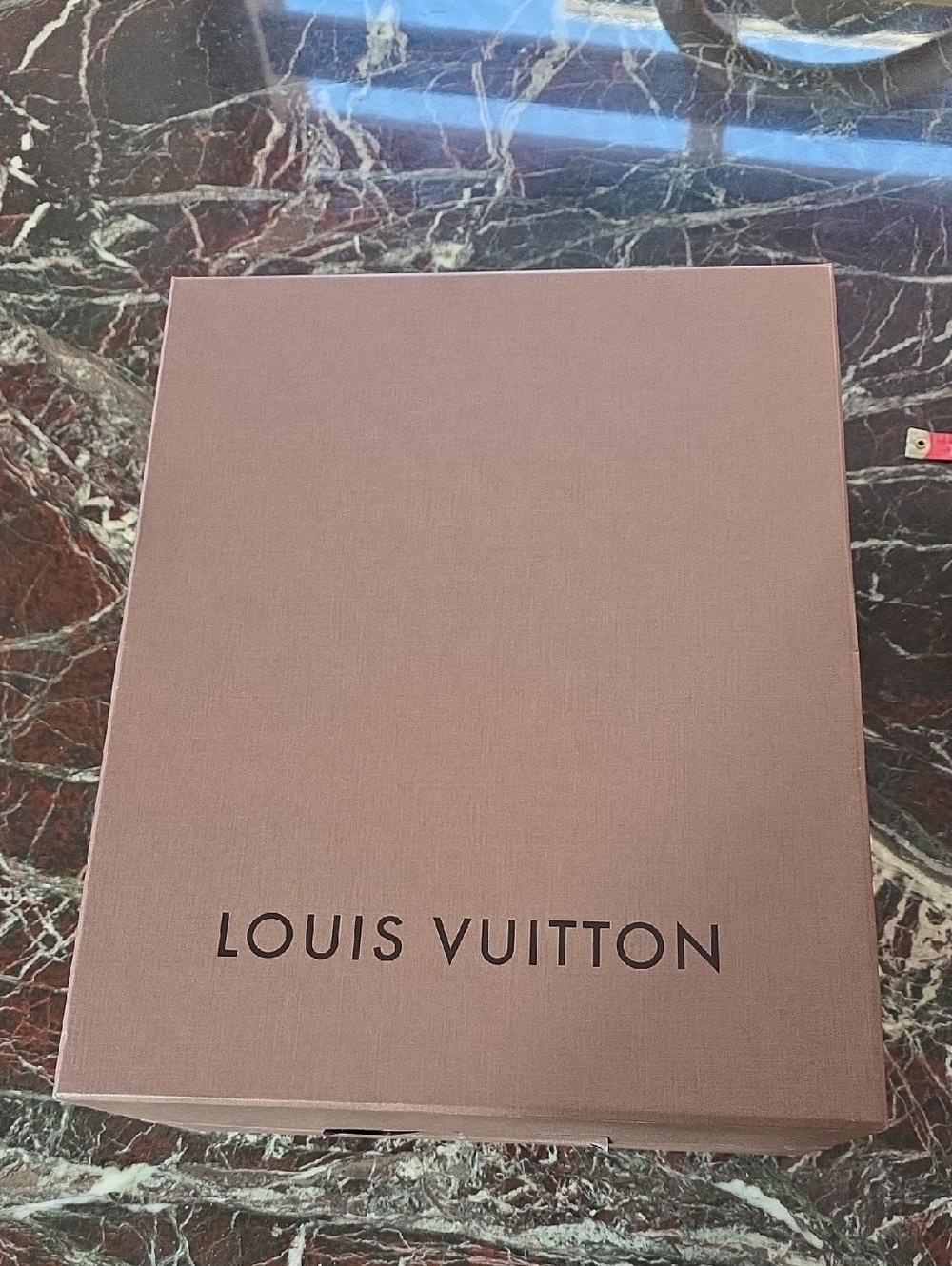 Louis Vuitton Dust Box in Mauve Brown